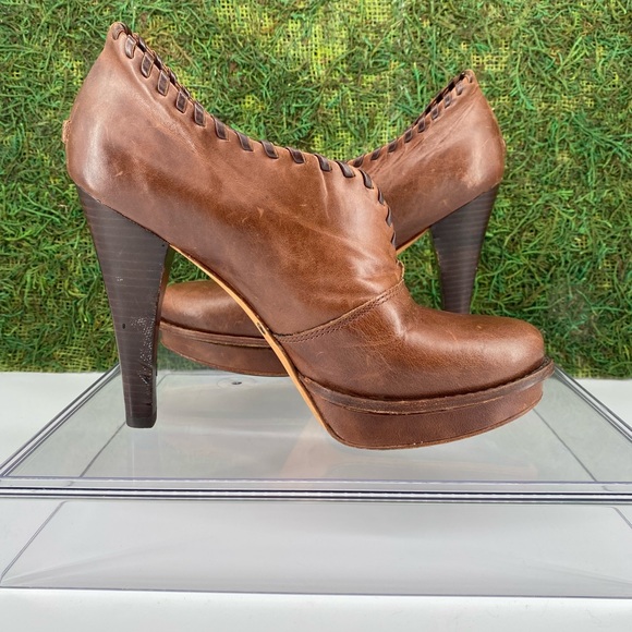 UGG Jamison Brown Leather - Picture 5 of 13